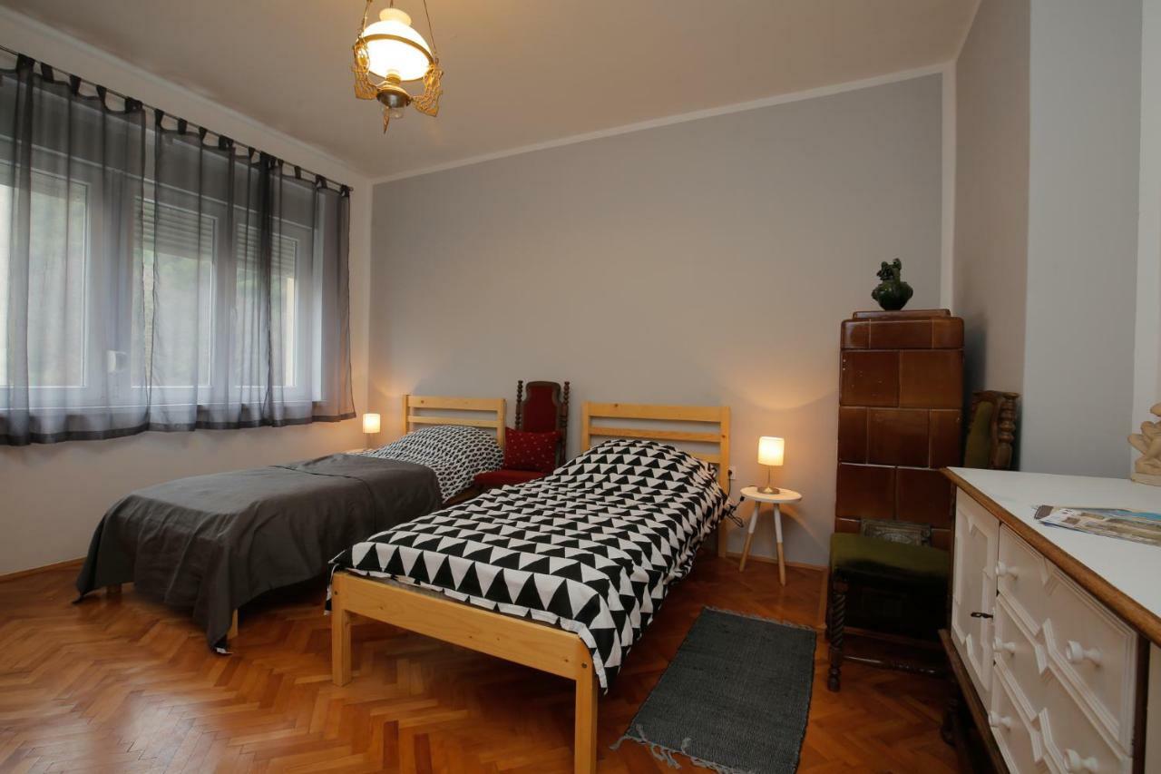 Pietas Iulia Apartment พูลา ภายนอก รูปภาพ