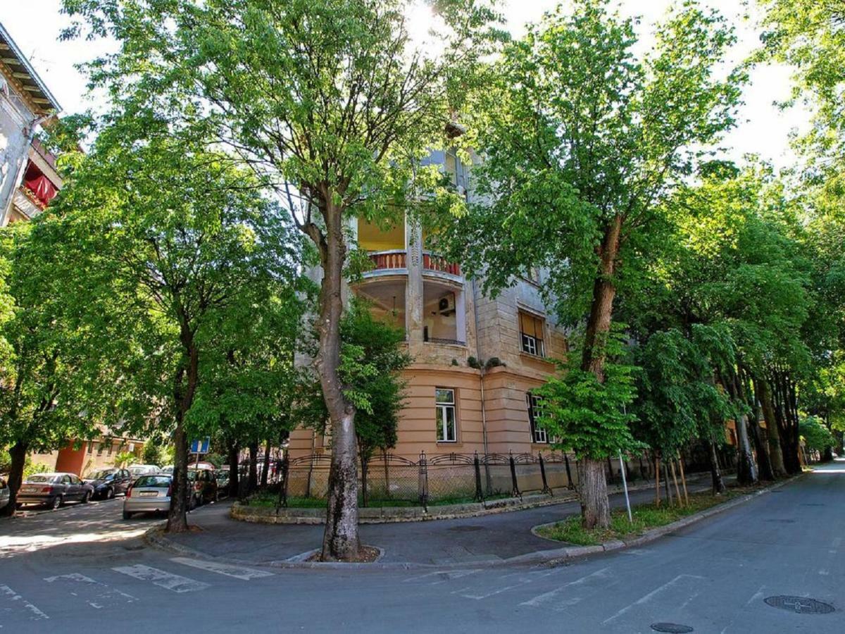 Pietas Iulia Apartment พูลา ภายนอก รูปภาพ