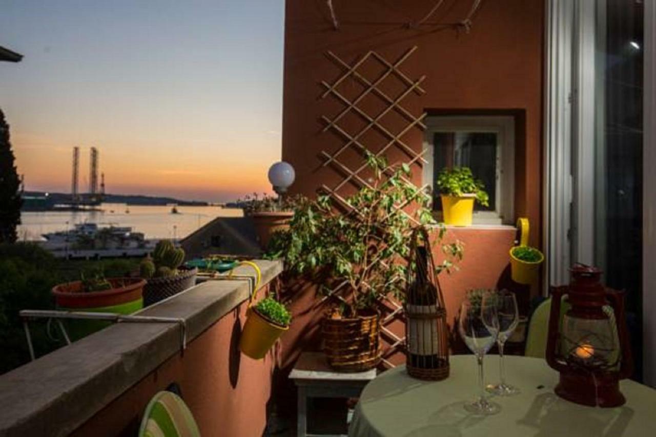 Pietas Iulia Apartment พูลา ภายนอก รูปภาพ